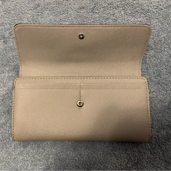 Michael Kors continental wallet - Picture 3 of 4